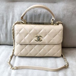 シャネルの偽物