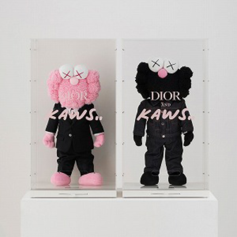 KAWS コンパニオン フィギュア